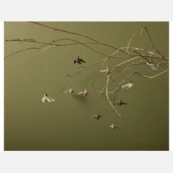 Detaljeret juleophng due fra Medusa Copenhagen – perfekt til juletr, vindue eller troldegren