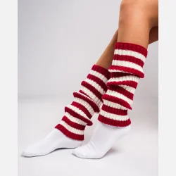 R�d-hvide strikkede benvarmere fra Snazzy Santa