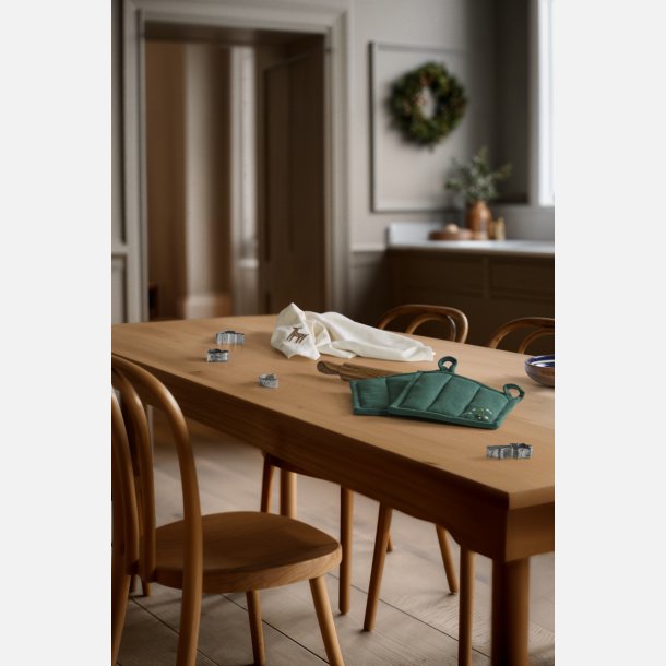 JUNA grydelap som del af juleborddkning i kkken