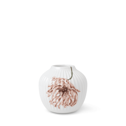 Hammershi Vase Poppy 13 cm fra Khler i hvid porceln med rosa valmuer – dansk design vase til blomster og hygge