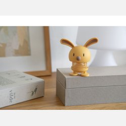 Hoptimist Bunny, gul. Dansk Design 