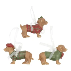 Wurm juleoph�ng med tre forskellige hunde i r�de og gr�nne juleoutfits.