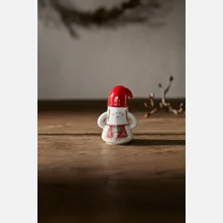 Nissemor julefigur fra K�hler med r�dt forkl�de og fine julemotiver.