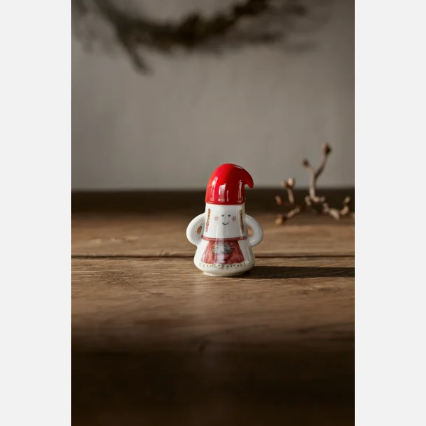 Nissemor julefigur fra K�hler med r�dt forkl�de og fine julemotiver.