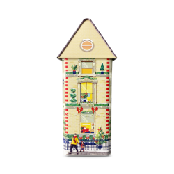 Dekorativ kagedse med julepyntede stuer og guirlander