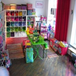 Farverige melaminkrus fra RICE – multifunktionelle og BPA-fri