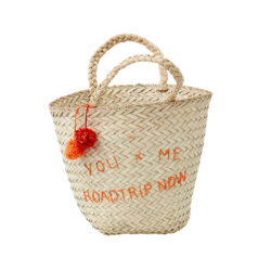 Hndlavet strandtaske med sommerbudskab – rd, pink eller orange