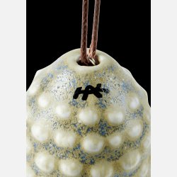 Khler Christmas Tales grankogle, 6 cm hj, keramisk figur til juletr og dekoration, bringer naturens poesi og hygge ind i hjemmets juleudsmykning