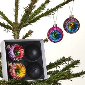 Som i gamle dage – retro julekugler med refleks og farver bringer nostalgi til juletret!