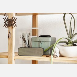 Elegant designhjtaler – perfekt til hjemmet og farten