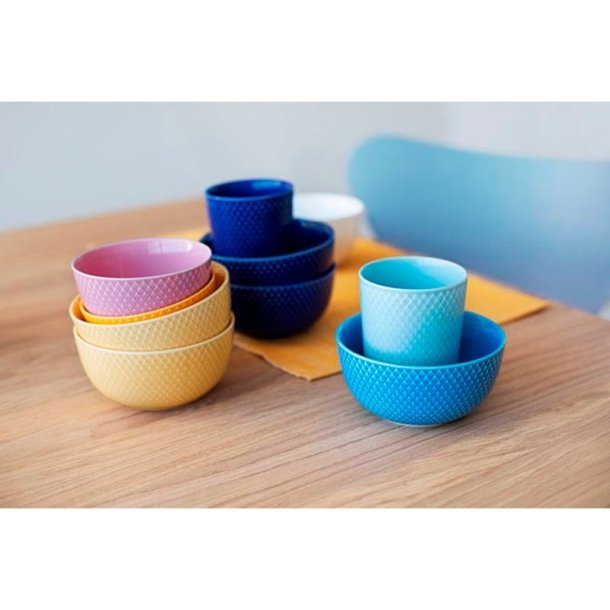 Rhombe krus i moderne farver – perfekt til eftermiddagskaffen