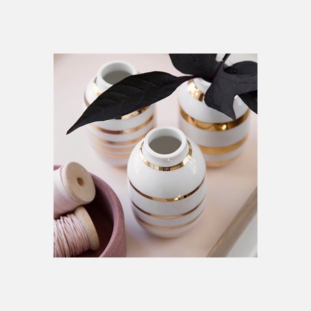 Eksklusivt st med 3 Khler Omaggio kugler til juletr og pynt