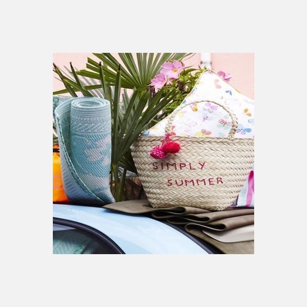 Sommerlig strandtaske fra RICE – stilfuld og rummelig