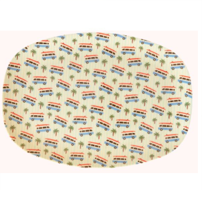 RICE melamintallerken med Cars print – folkevogn og surfbrt